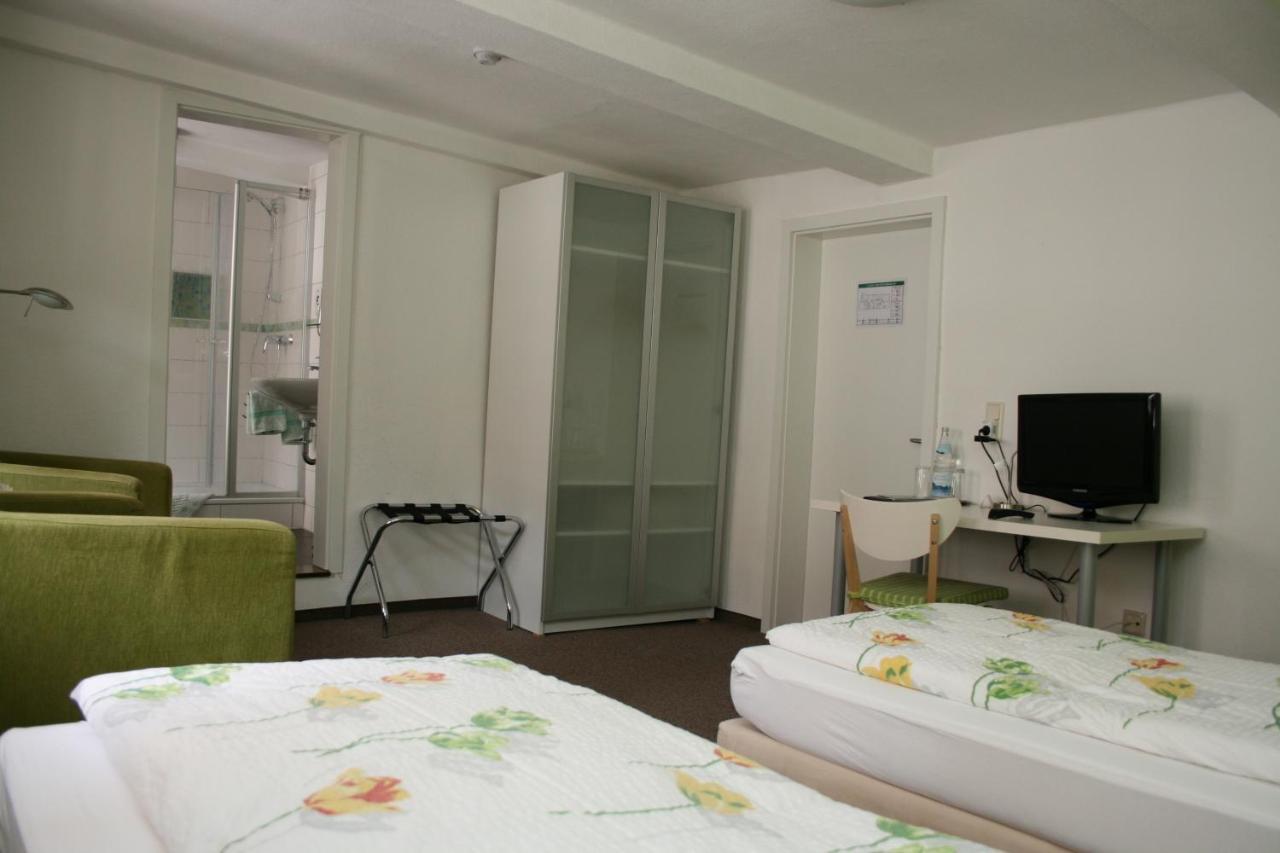 Pension-Ristorante Ventura Ehemals Reinhards Pension Hornburg  部屋 写真