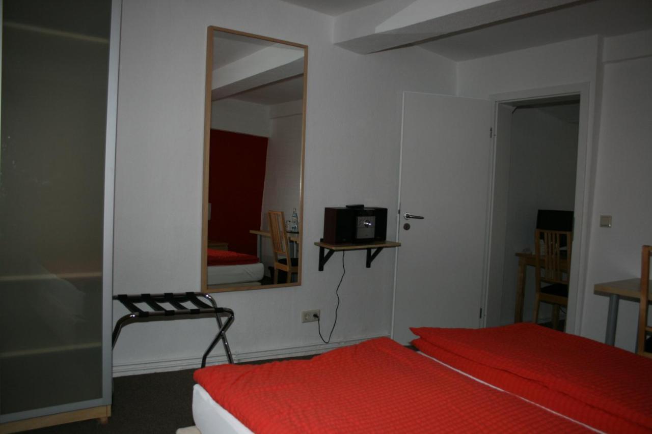 Pension-Ristorante Ventura Ehemals Reinhards Pension Hornburg  部屋 写真